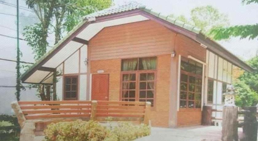 The Pine Resort Pathum Thani Exteriör bild