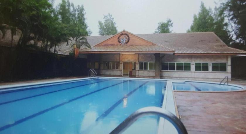 The Pine Resort Pathum Thani Exteriör bild